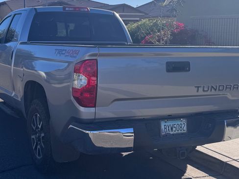Used 2017 Toyota Tundra SR image 8