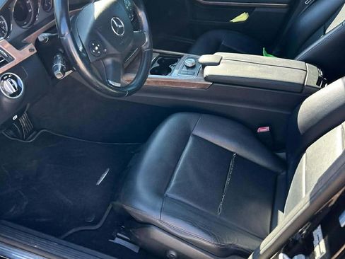 Used 2011 Mercedes-Benz E 350 4MATIC Wagon image 10