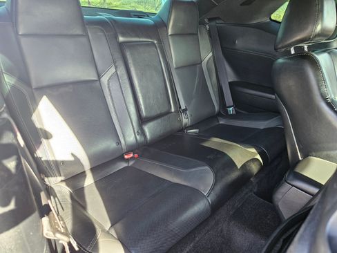 Used 2018 Dodge Challenger SXT Plus image 18