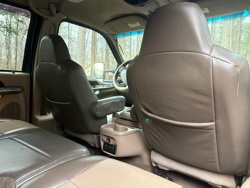 Used 2003 Ford Excursion Eddie Bauer image 21