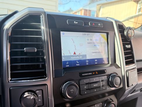 Used 2020 Ford F150 XLT w/ Equipment Group 302A Luxury image 11