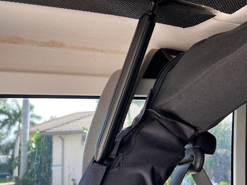 Used 2016 Jeep Wrangler Unlimited Rubicon image 19