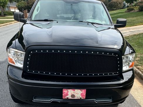 Used 2010 Dodge Ram 1500 Truck ST w/ ST Popular Equipment Group image 5