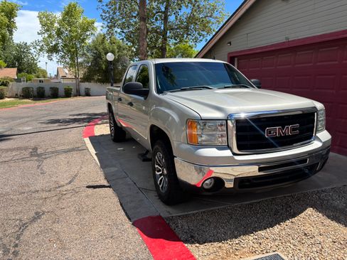 Used 2009 GMC Sierra 1500 SLE w/ Power Pack Plus image 5