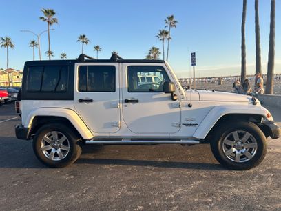 Used 2013 Jeep Wrangler Unlimited Sahara w/ Dual Top Group