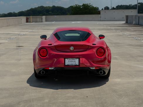 Used 2015 Alfa Romeo 4C Coupe w/ Leather Interior Group image 9