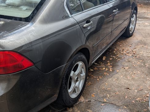 Used 2010 Kia Optima LX image 22