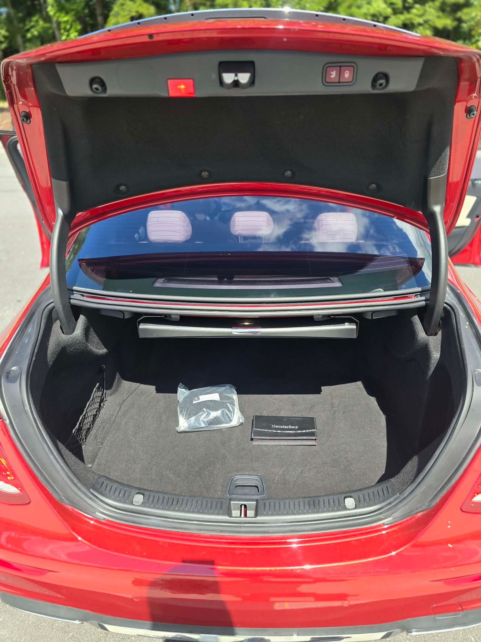 Used 2019 Mercedes-Benz E 300 w/ Premium 1 Package image 11