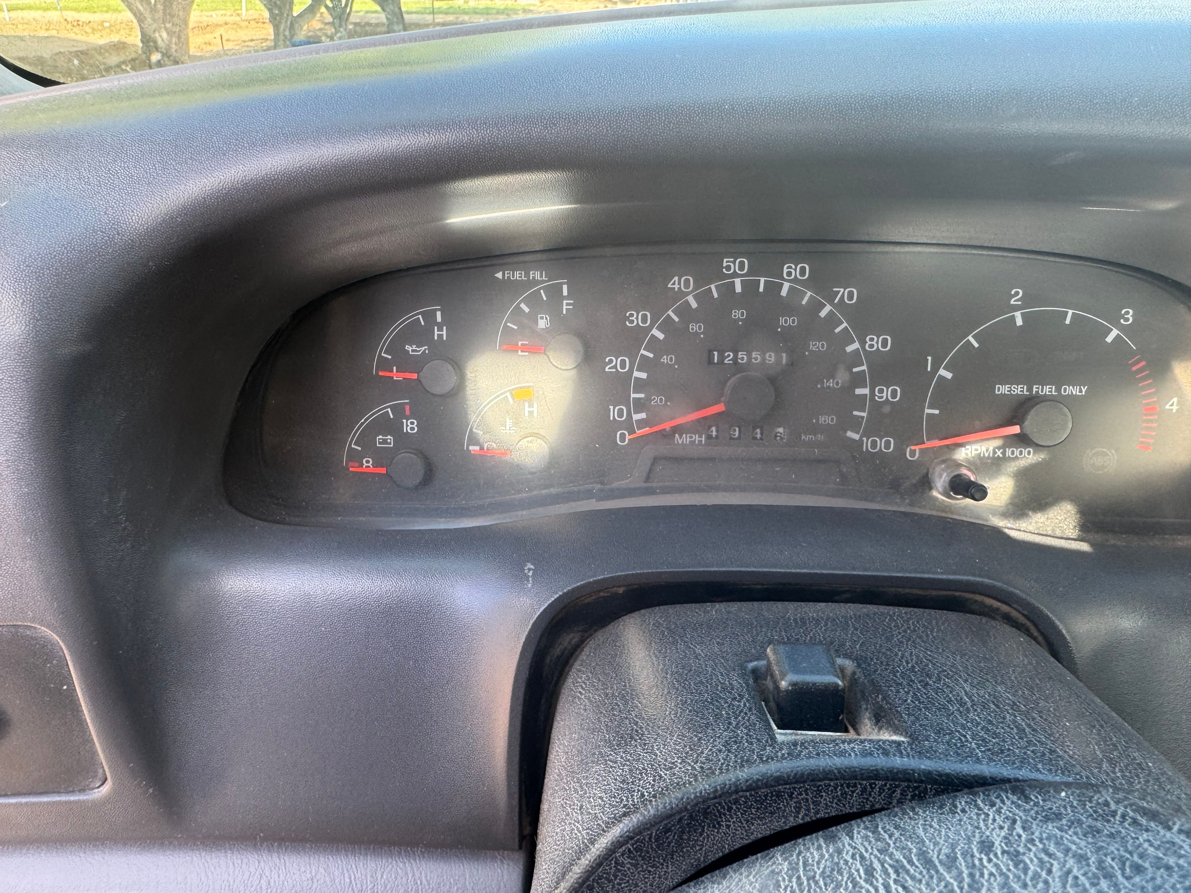 Used 2000 Ford F450 2WD Regular Cab Super Duty image 4