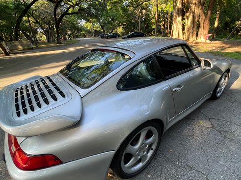 Used 1997 Porsche 911 4 Coupe image 5