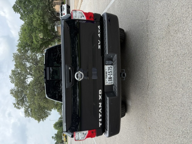 Used 2018 Nissan Titan SV w/ SV Convenience Package AWD/4WD image 13