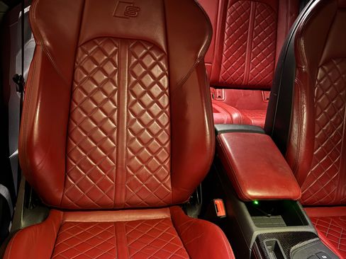 Used 2018 Audi S5 Premium Plus w/ Navigation Package image 14