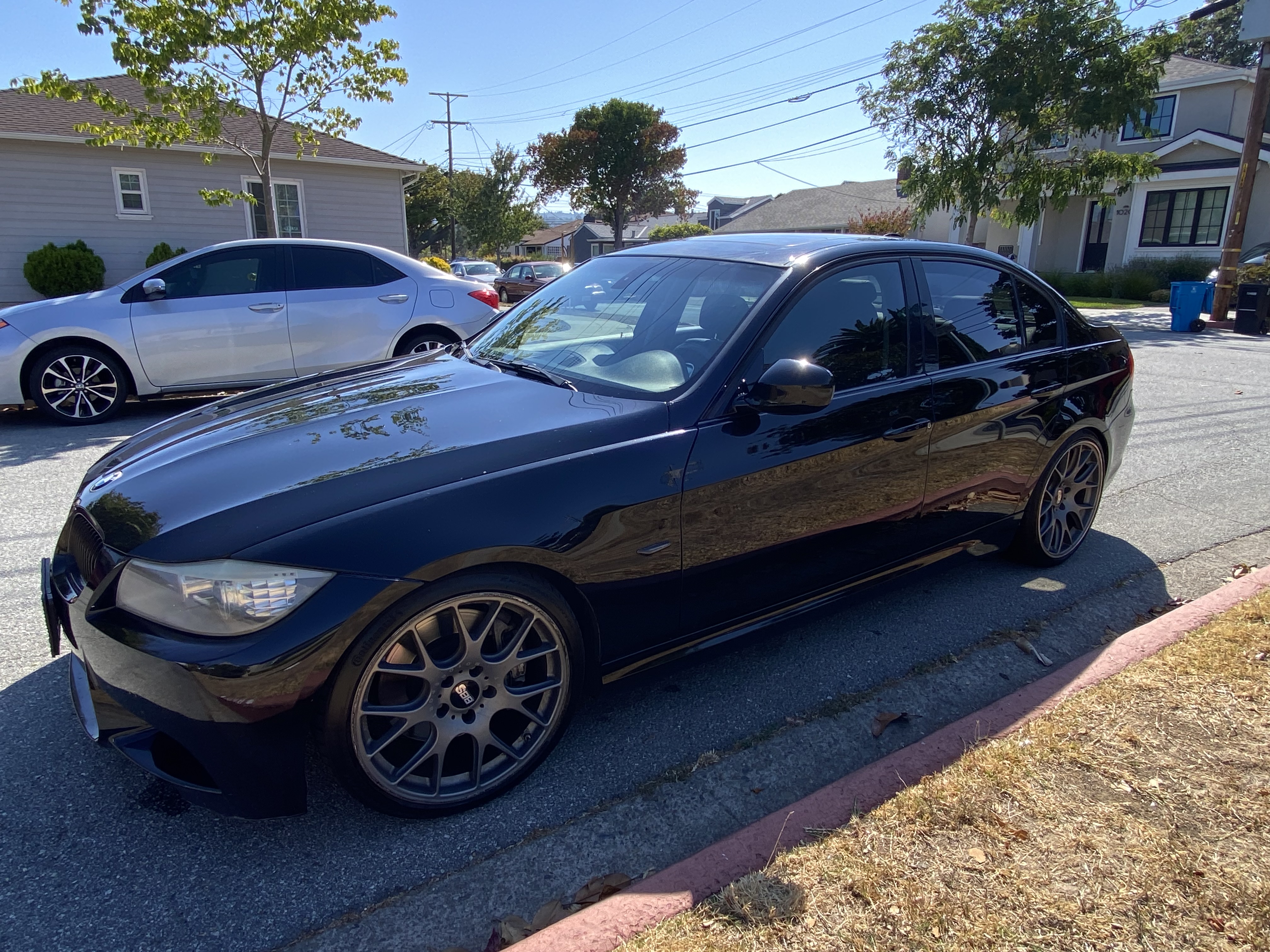 Used 2011 BMW 335i Sedan RWD image 1