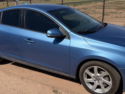 Used 2014 Volvo S60 T5 FWD image 8
