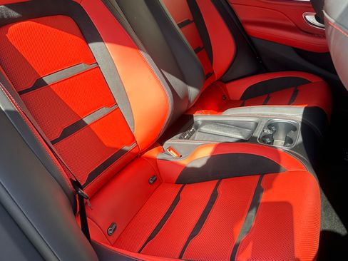 Used 2019 Mercedes-Benz AMG GT 63 image 23