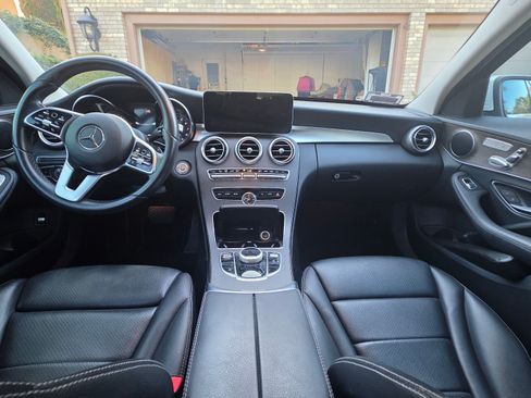 Used 2020 Mercedes-Benz C 300 Sedan image 8