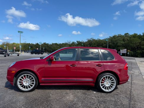 Used 2008 Porsche Cayenne GTS image 16