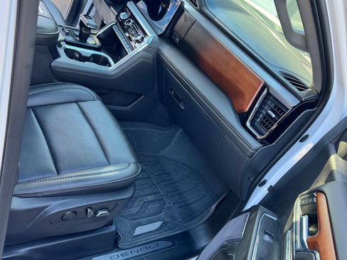Used 2022 GMC Sierra 1500 Denali image 17