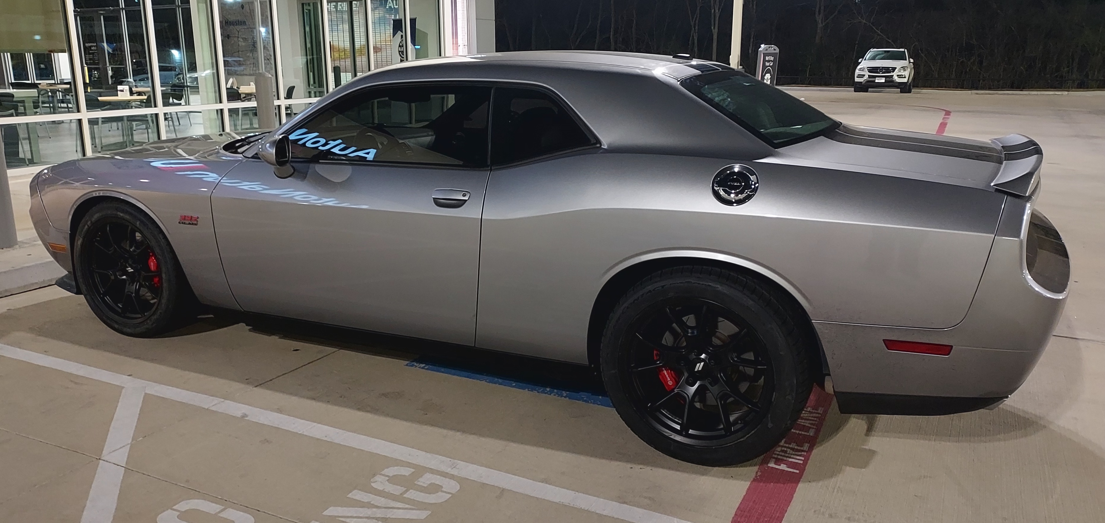 Used 2013 Dodge Challenger SRT8 w/ Harman Kardon Audio Group RWD image 6