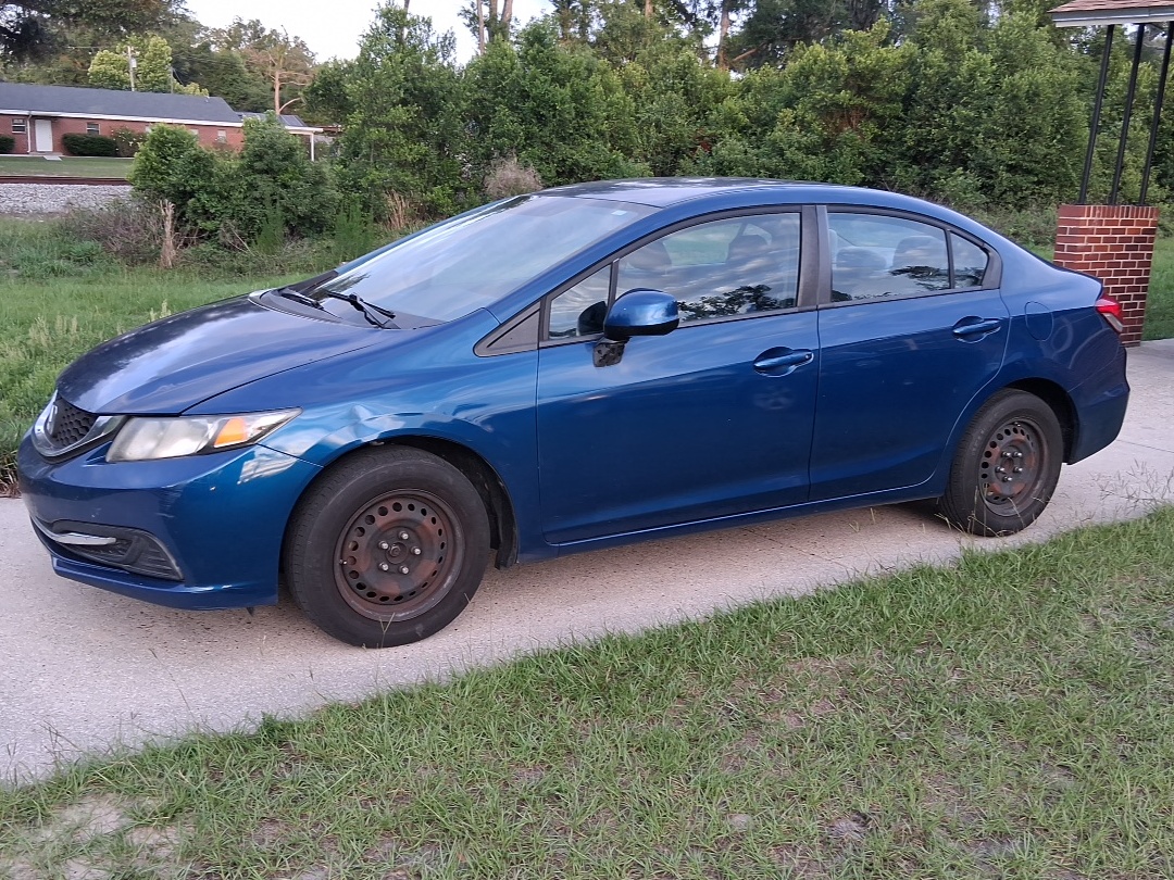 Used 2013 Honda Civic LX image 1