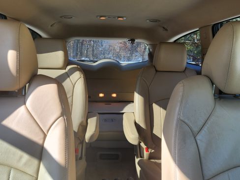 Used 2012 Buick Enclave Leather w/ Trailering Provision Package image 14