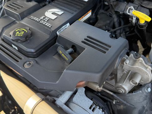 Used 2021 RAM 3500 Big Horn w/ Level 2 Equipment Group AWD/4WD image 5