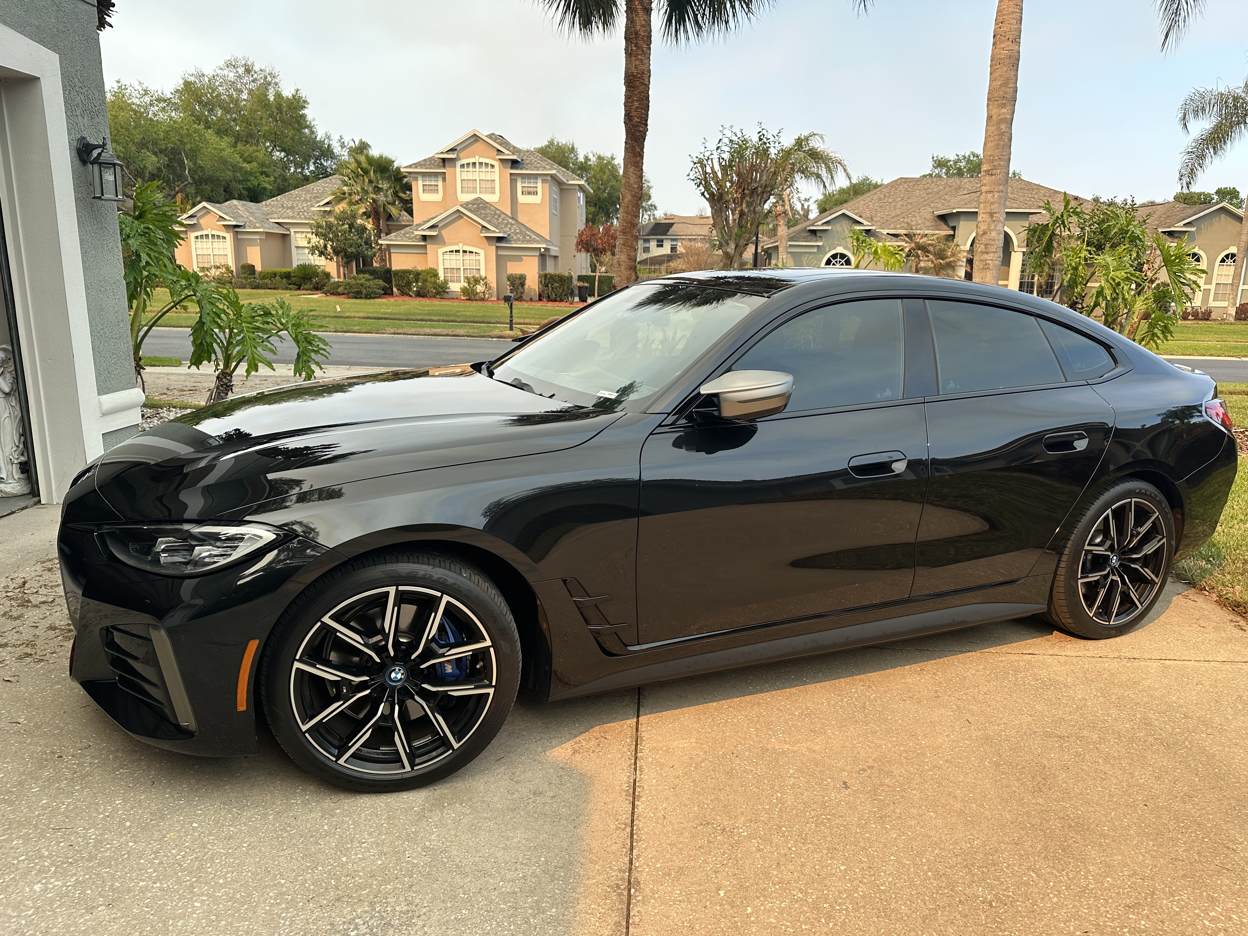 Used 2022 BMW i4 M50 w/ Premium Package AWD/4WD image 2