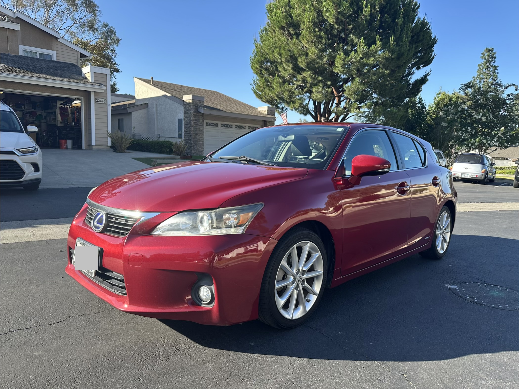 Used 2012 Lexus CT 200h Premium FWD image 2
