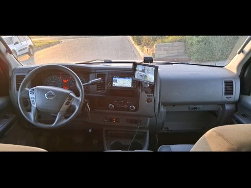 Used 2017 Nissan NV 2500 SV w/ Technology Package image 11