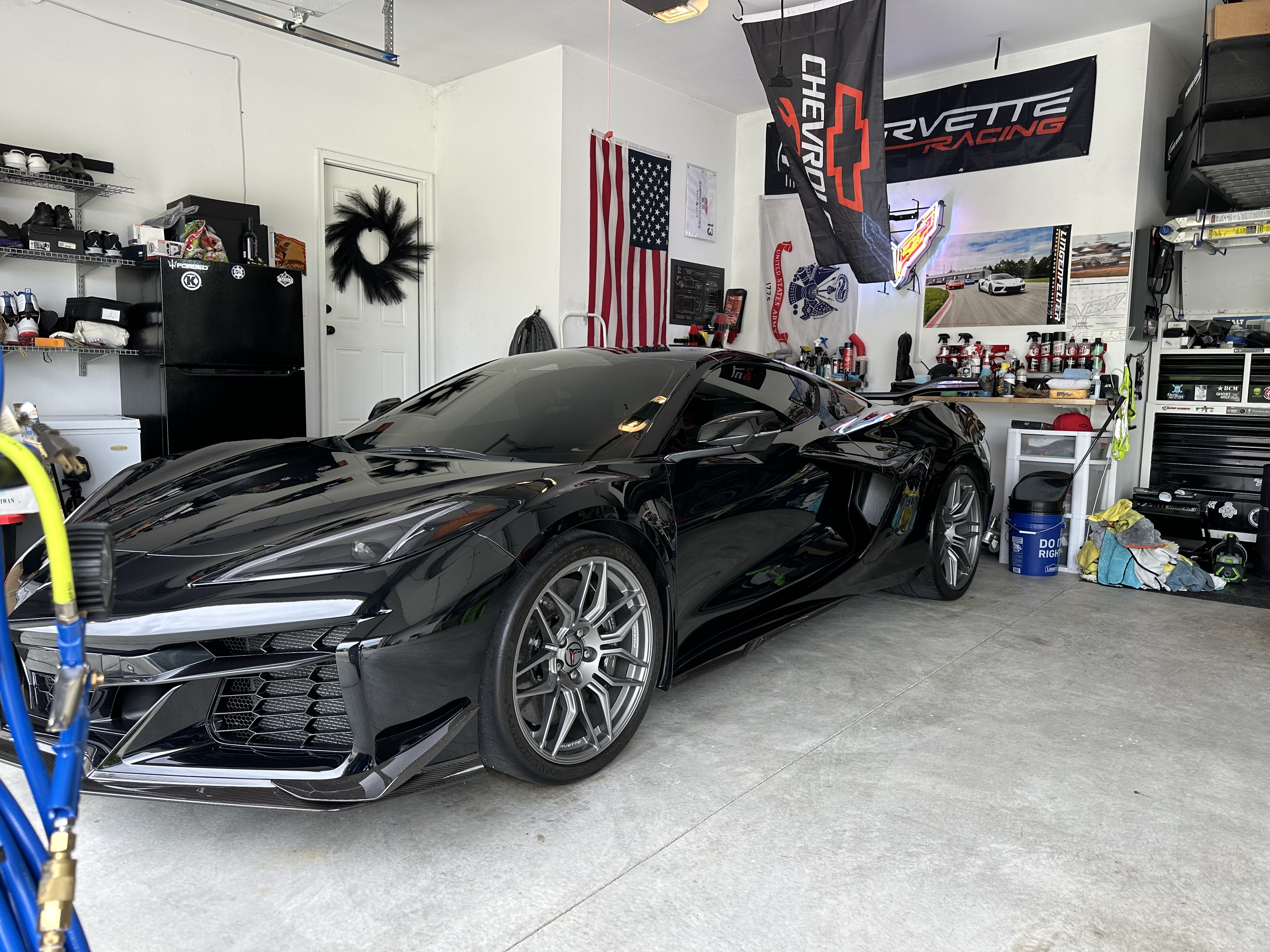 Used 2024 Chevrolet Corvette Z06 w/ Z07 Performance Package RWD image 12