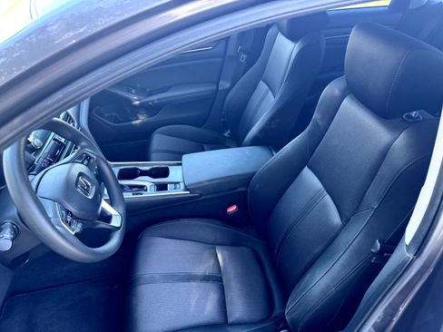 Used 2019 Honda Accord EX image 35