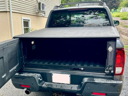 Used 2023 Honda Ridgeline RTL-E image 6