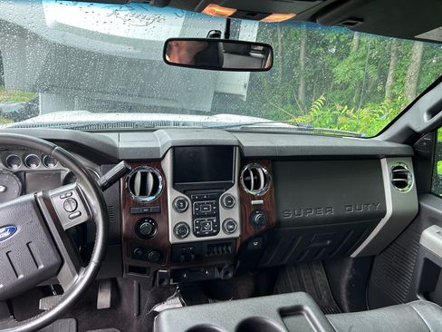 Used 2016 Ford F350 Lariat AWD/4WD image 10