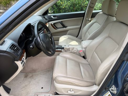 Used 2008 Subaru Legacy 2.5i Limited AWD/4WD image 13