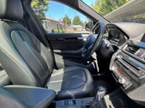 Used 2017 BMW X1 sDrive28i FWD image 17