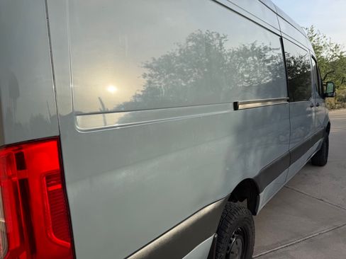 Used 2019 Mercedes-Benz Sprinter 2500 image 5