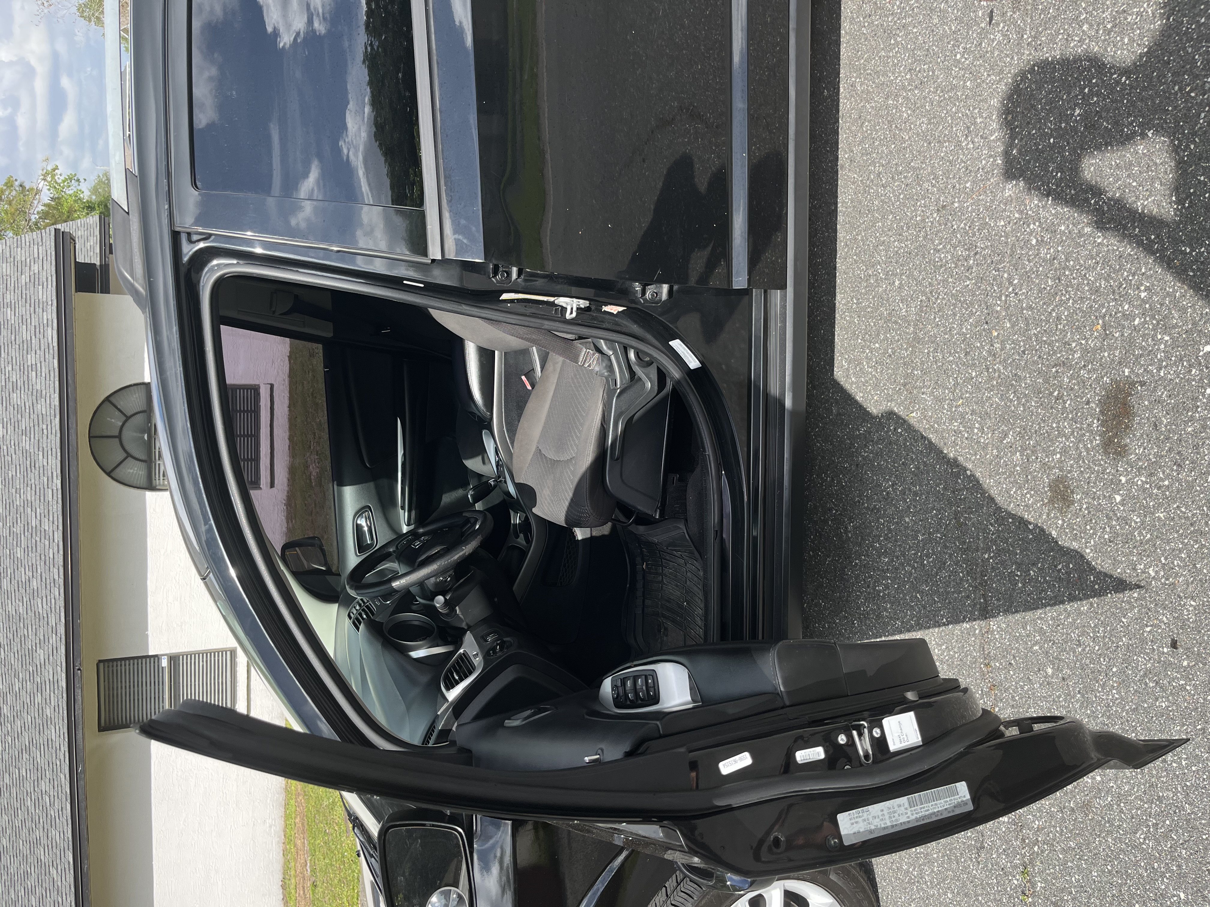 Used 2017 Dodge Journey SXT AWD/4WD image 2