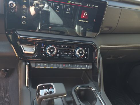 Used 2024 GMC Sierra 1500 AT4X w/ AT4X AEV Edition image 11