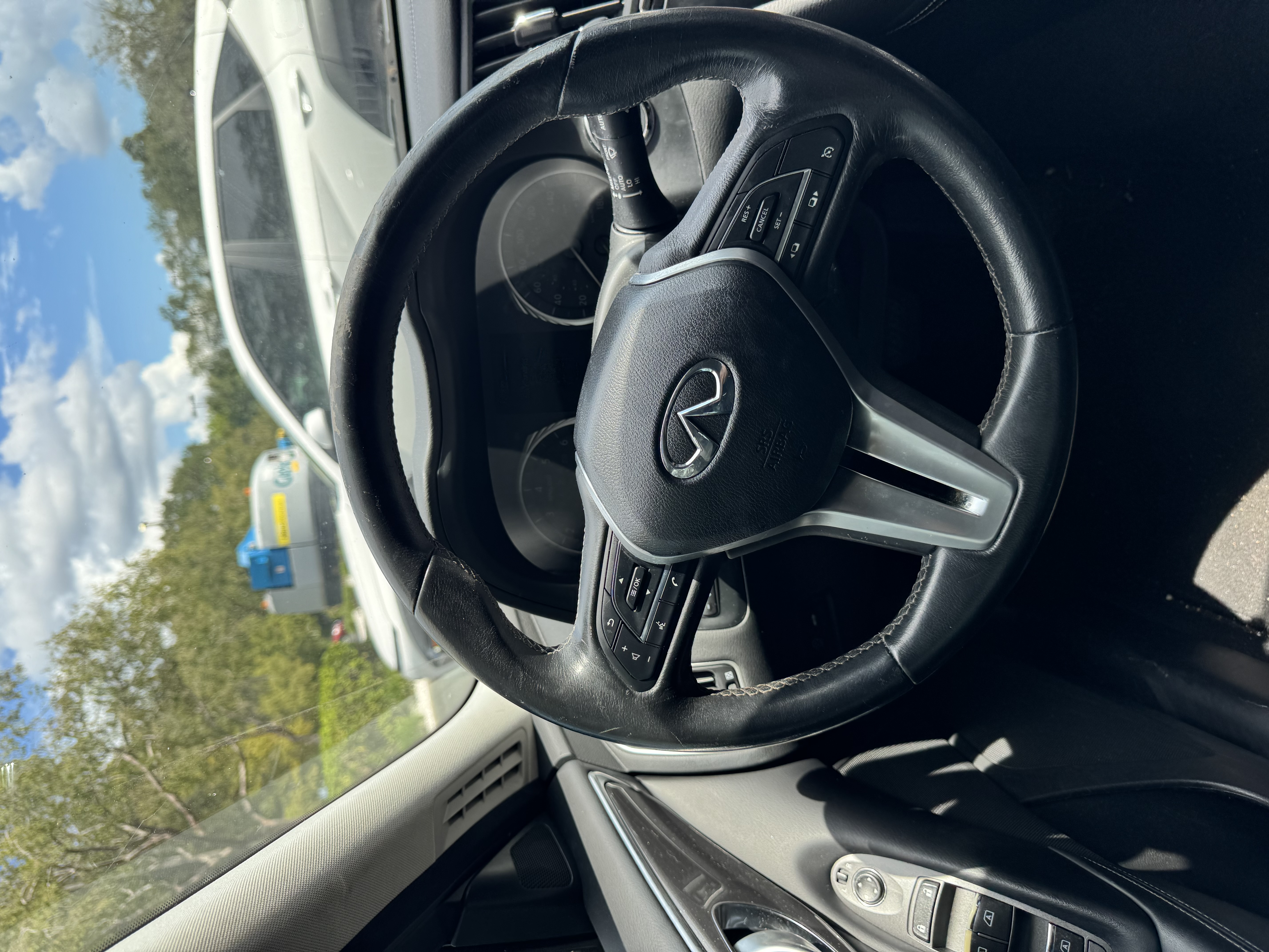 Used 2018 INFINITI Q50 Pure RWD image 5