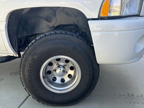 Used 2000 Dodge Ram 1500 Truck 2WD Quad Cab image 6