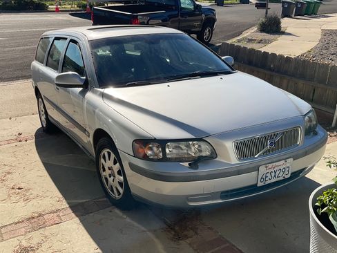Used 2003 Volvo V70 2.4 FWD image 6