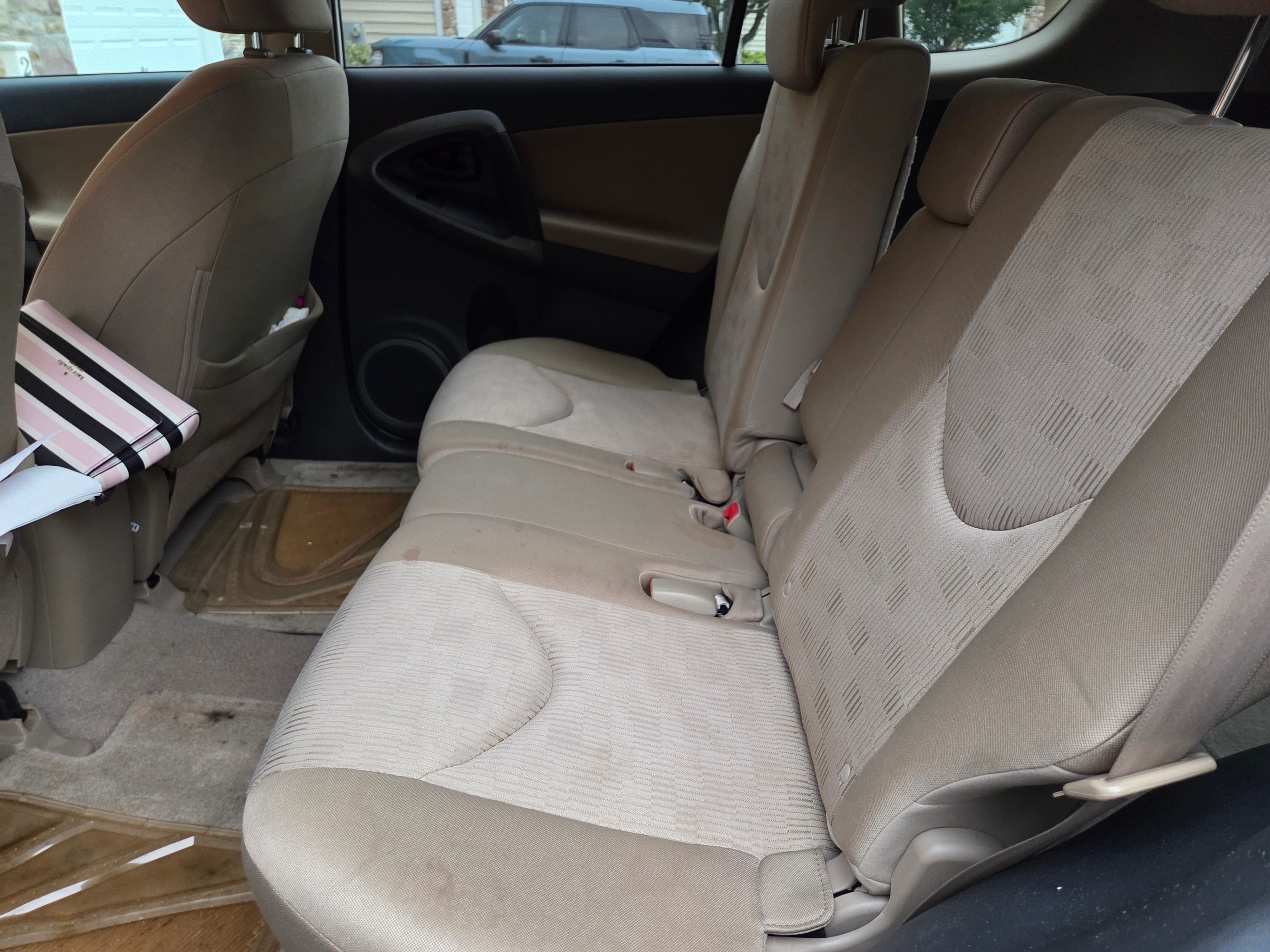 Used 2011 Toyota RAV4 2WD w/ Base L4 Extra Value Pkg image 12