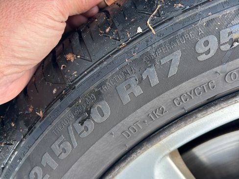 Used 2012 Volvo S60 T5 image 9