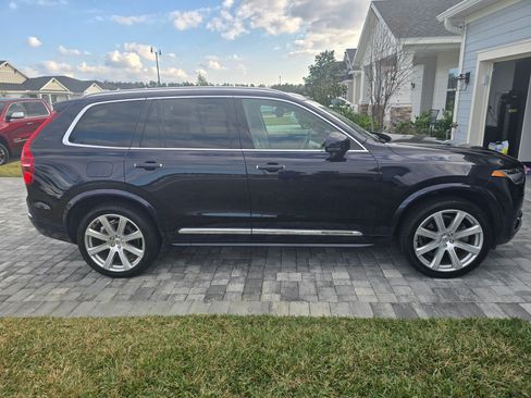 Used 2019 Volvo XC90 T6 Inscription w/ Luxury Package image 10