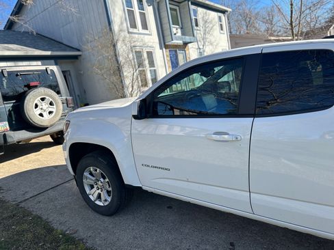 Used 2021 Chevrolet Colorado LT image 6