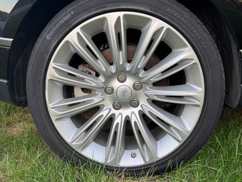 Used 2018 Land Rover Range Rover Long Wheelbase Supercharged image 23