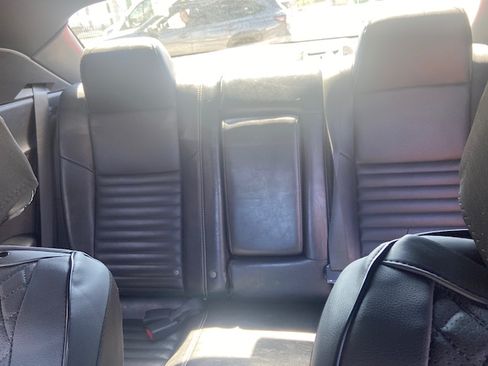 Used 2009 Dodge Challenger R/T image 10