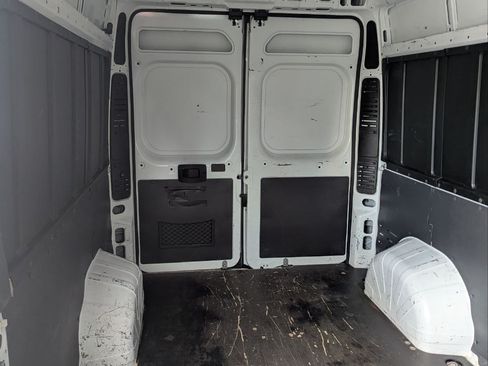Used 2021 RAM ProMaster 2500 w/ Interior LED Lighting Group image 9
