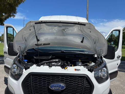 Used 2023 Ford Transit 250 148 High Roof Extended w/ Load Area Protection Package RWD image 27