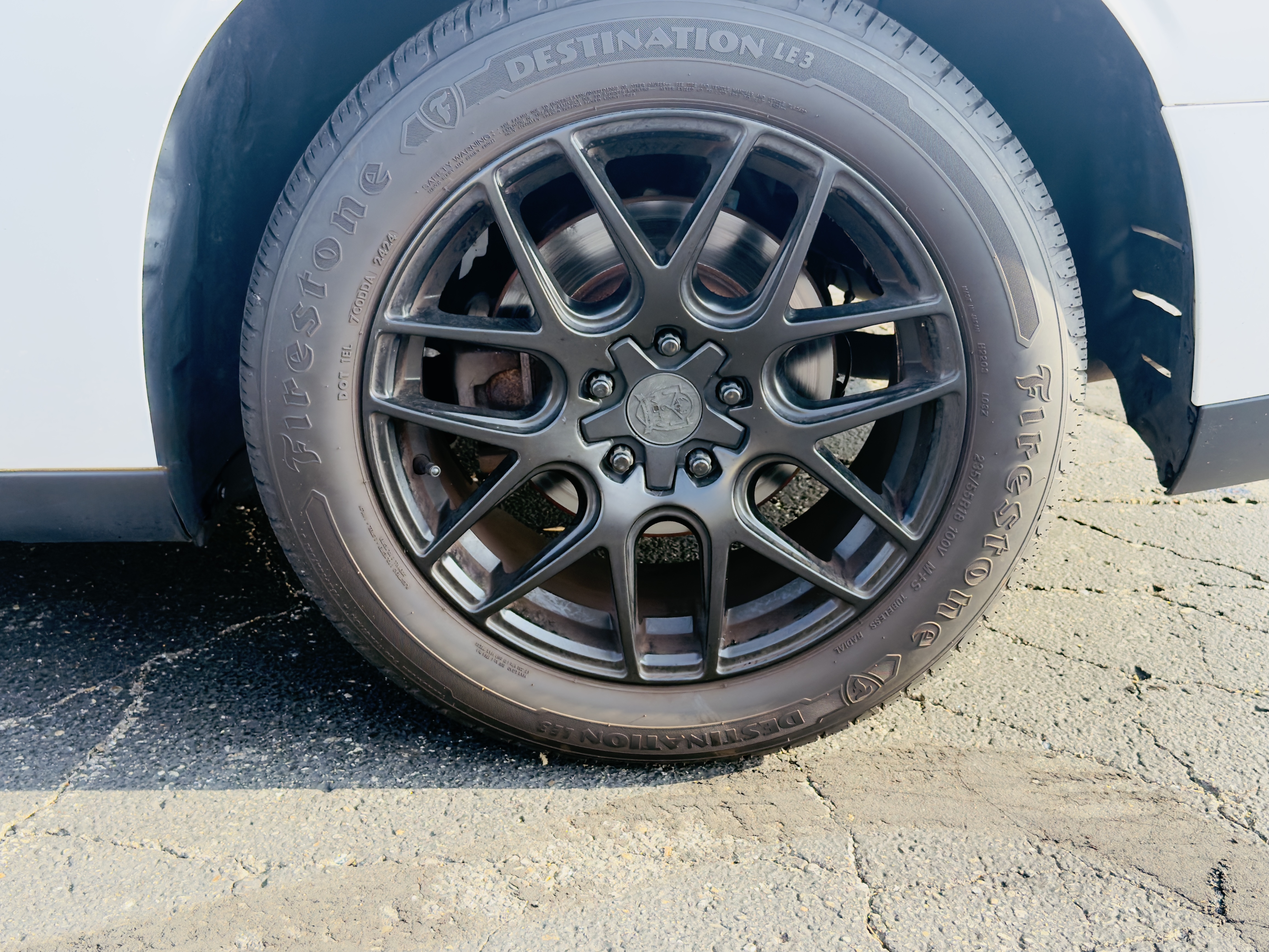 Used 2015 Dodge Challenger SXT w/ Driver Convenience Group RWD image 11